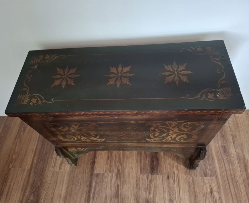 The Transylvanian Dowry Chest - Image 4