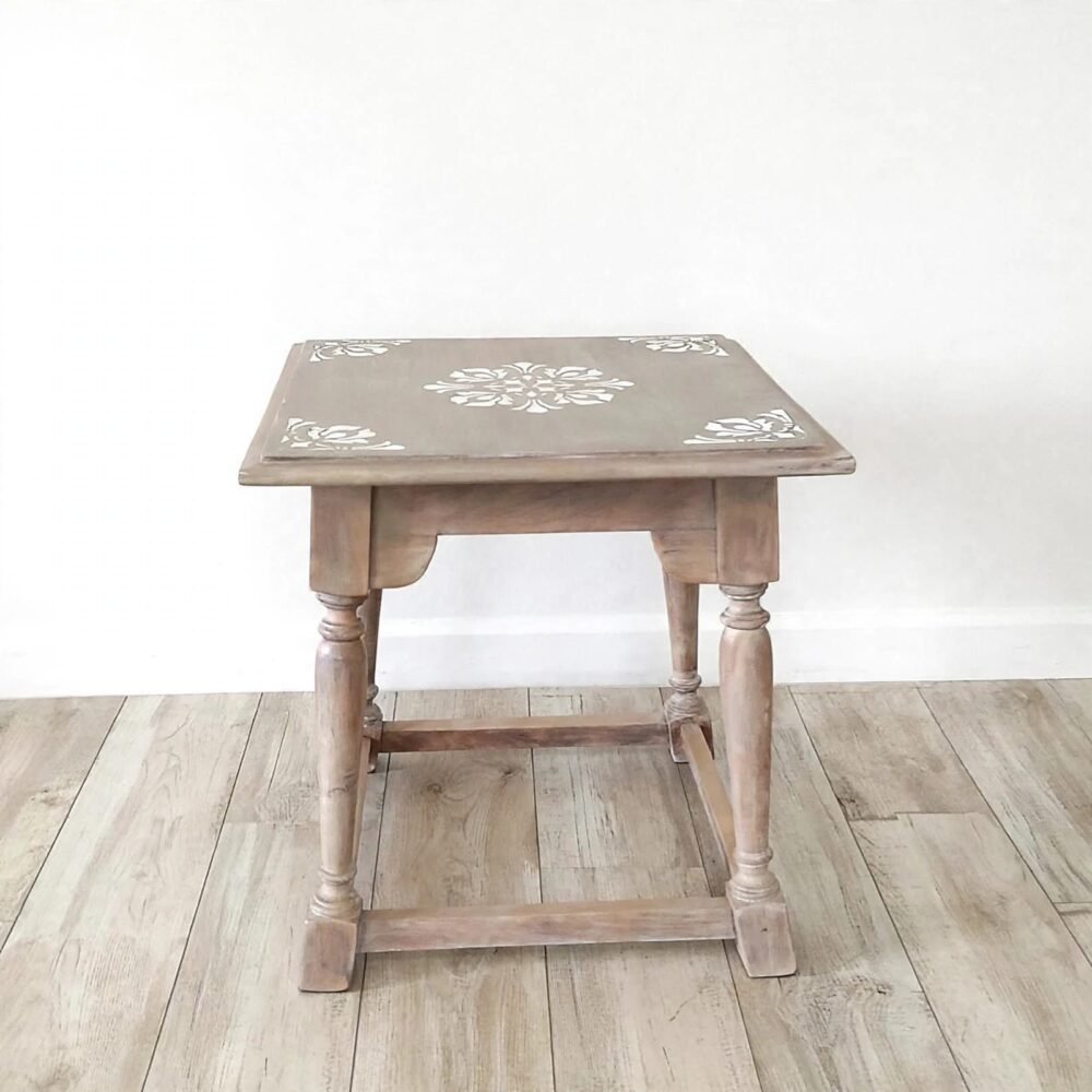 The Vintage Flora Accent Table - Image 2